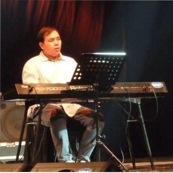 Child of King of kings | private piano & accounting teacher | @3spd_pro band