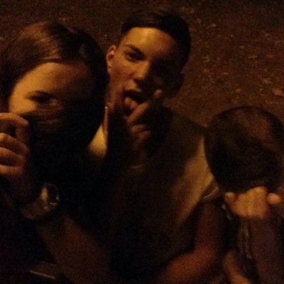 mixkova99's profile picture. 