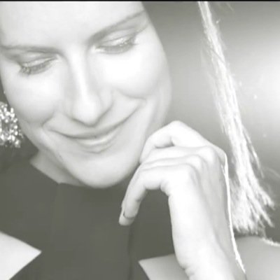 @laurapausini