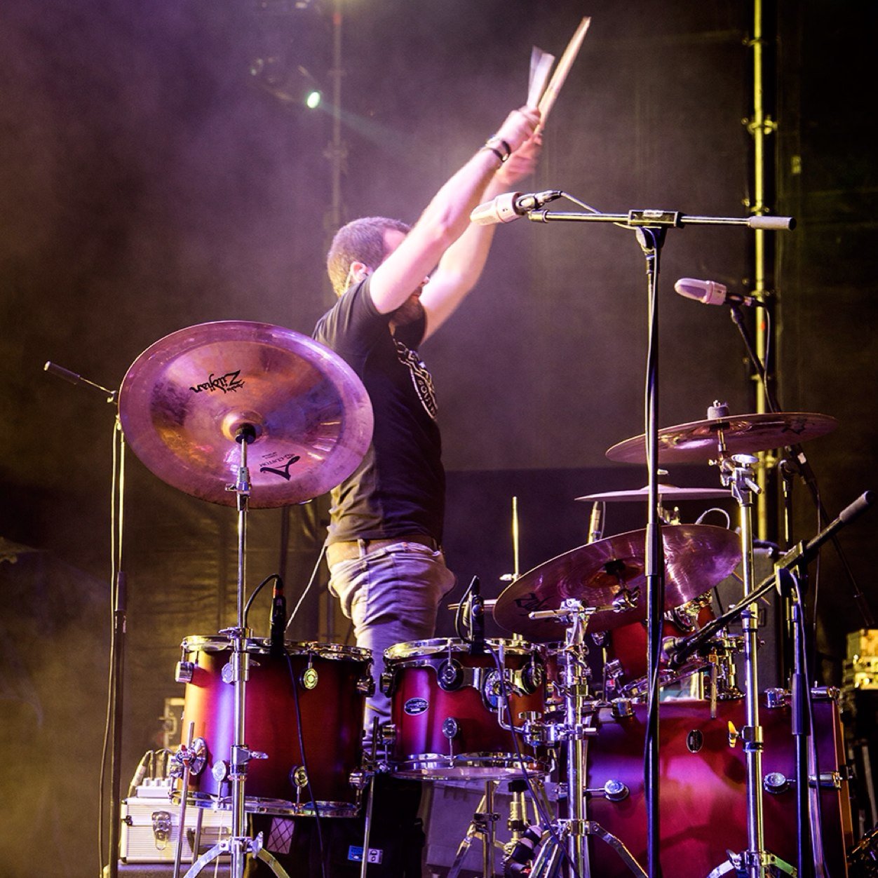 lsieiro's profile picture. De Segur de Calafell, viendo la playa desde el '92. Apasionado del mundo digital, técnico de sonido, músico y graduado en medios audiovisuales.