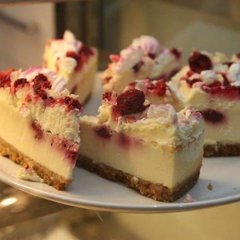 AnniesTheAbbey's profile picture. 