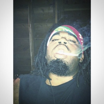 IG _c.a.s.h_ |  Pornstar | http://t.co/BpbONl0MYl | New To This Shxt So Follow Me 