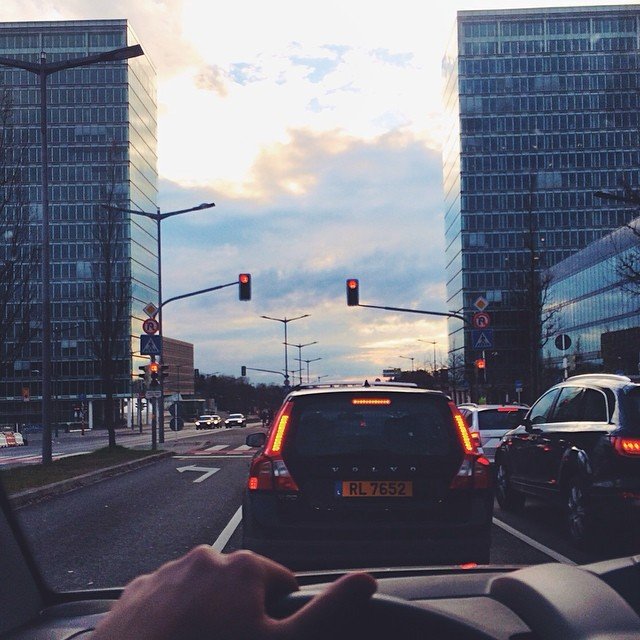 mahraRA_'s profile picture. Smile.