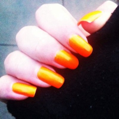 nailsbyvi's profile picture. I'm a novice nail addicted teen tryjng to express herself through crafty nail art.