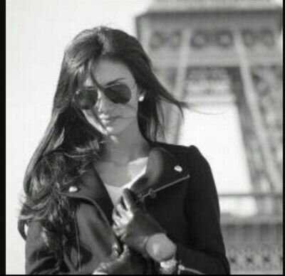 albrak0's profile picture. ‏‏‏‏‏‏‏شاعره وبالوصف مايكفى الكلام
يأهل الطيب والعلوم.... الرفيعه
ناقص طلتكم على شعري والسلام
بيوتي منوعه وتعبر عني بطبيعه