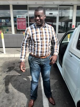 Mdwightana's profile picture. 