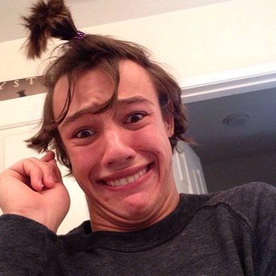Babe followed 07•23•14 but then unfollowed 08•10•14 :'(