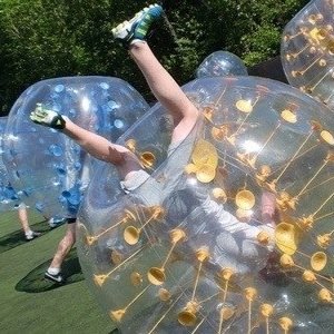 La nuova variante del calcetto è arrivata! Per organizzare la tua partita o il tuo evento bubblefootball. info@bubblefootballroma.net