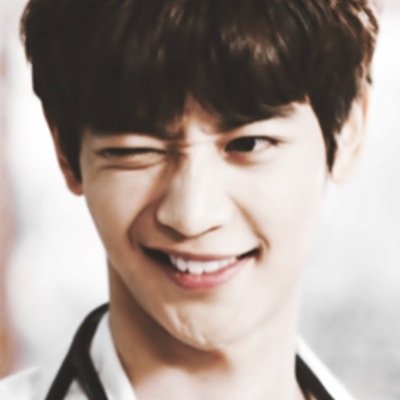 | i have the same name as jessica from girls' generation so i'm practically a kpop artist. | shinee/snsd are my bbys. |