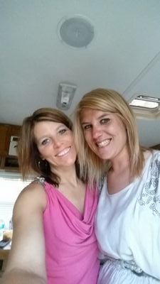 BSN, RN, Mother of 2 beautiful girls, 1 GORGEOUS Granddaughter, Wine enthusiast, Summer Loven Iowa Girl!