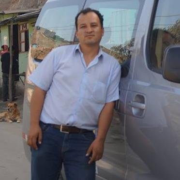 Estudie en el Glorioso Colegio Miguel Grau. Orgulloso de ser Abanquino  resido en Lima por accidente. Tengo dos hijos ,me gusta la musica dormir futbol