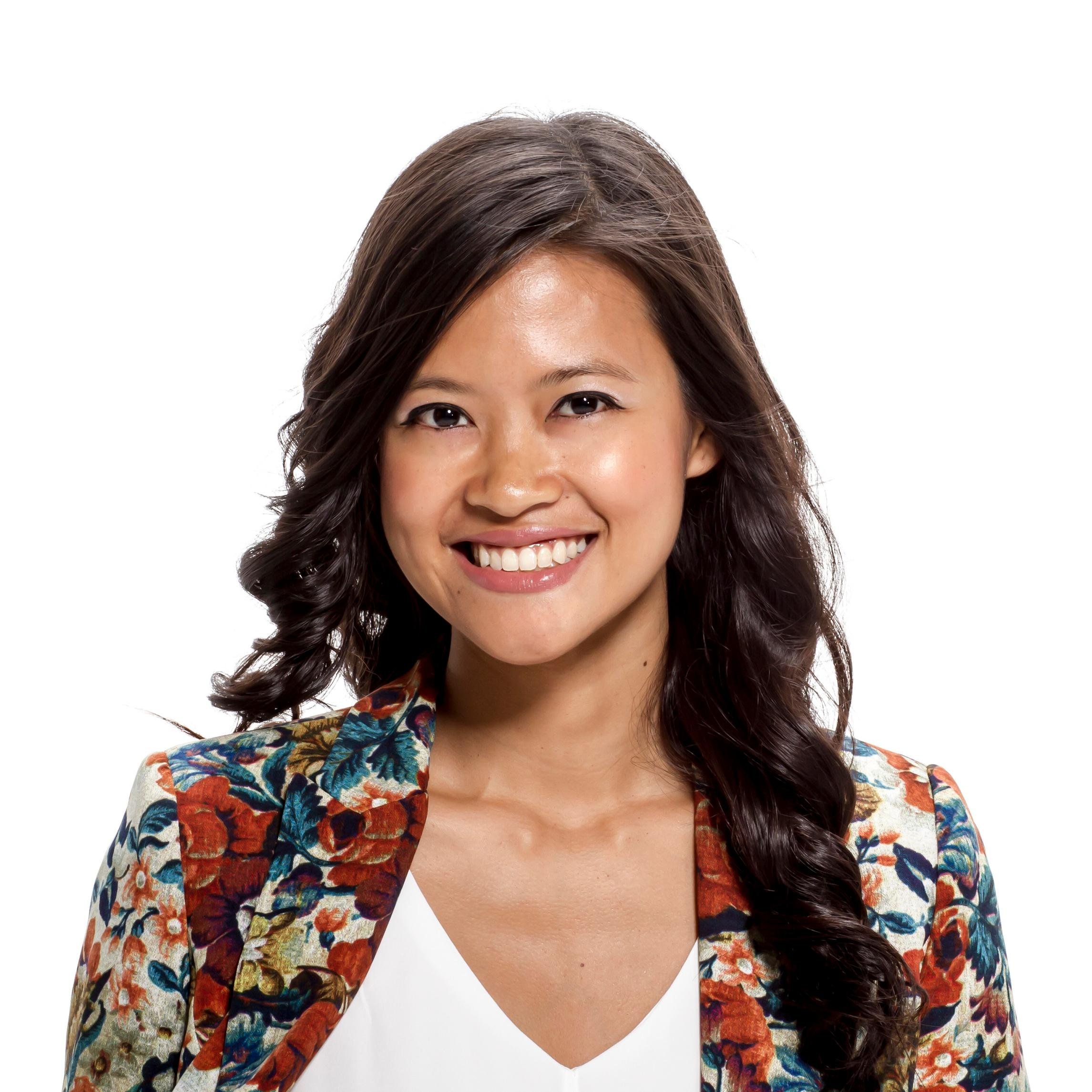 Now Relationship Manager @LinkedIn - Loves food, fashion, social media & recruitment. Follow me for fashion trends, career advice & random tweets!
