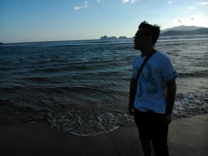 farid_assa's profile picture. silakan beli mainan untuk anak2,bayi, dan perlengkapan juga.