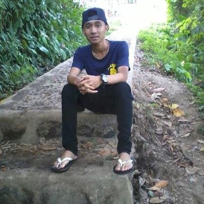 Piian_Naip's profile picture. F0ll0w Alpian ..**