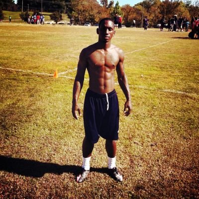• TSU17  • God  • Family  • Football  • Time ⌚️ is money  • You play hard Pray Harder  • Dreamteam  April 30,1994 #Taurus