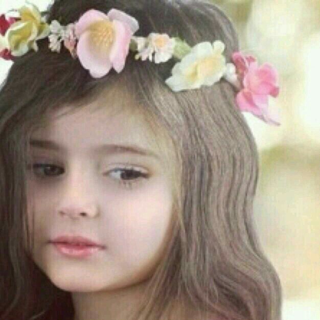 ‏‏‏‏‏‏شاعره في خطواتها اﻻولى... اتمنى ان ارسم البسمه على الوجه الحزين ....