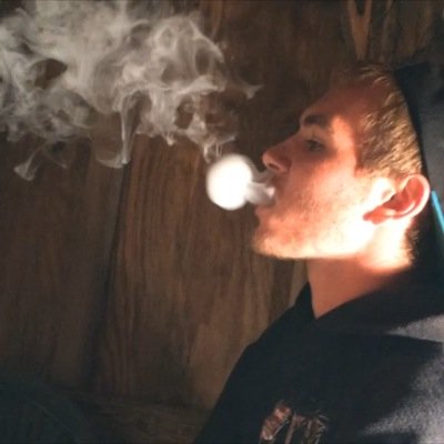 420 #nationalweedday i also love @jaaamiee7
