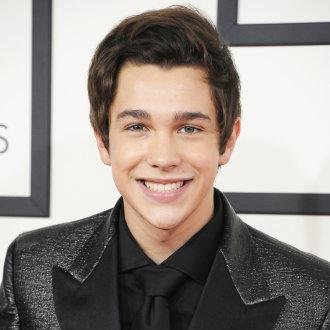 my account @UGIRLMonterrey isnt working, I dont why :( FOLLOW ME ON THIS ONE!!!!