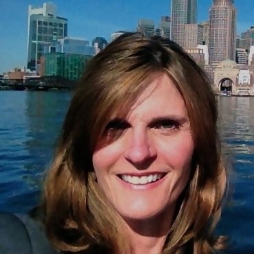 LexisNexis Client Manager. Large Law Firm Information & Solutions Consultant. Boater, Fitness, Tennis, Mom and Nova Scotia Duck Tolling Retriever Owner.