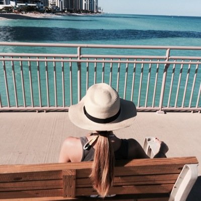 piuli's profile picture. Marketing and music artist consultant- music lover - mother -traveler