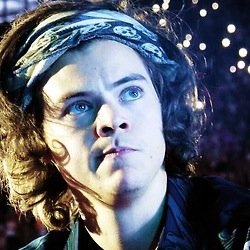 If you believe in something then you should never give up on it and I think thats important- Harry Styles⚓️