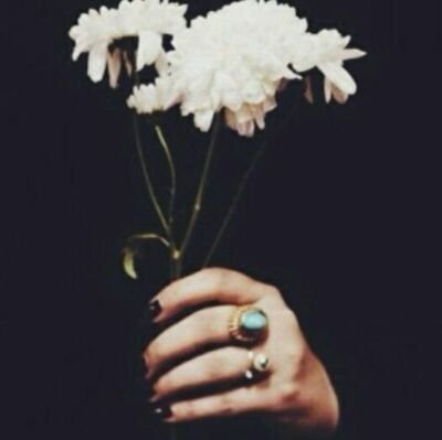 على قلة حكينآ؛آحبك.