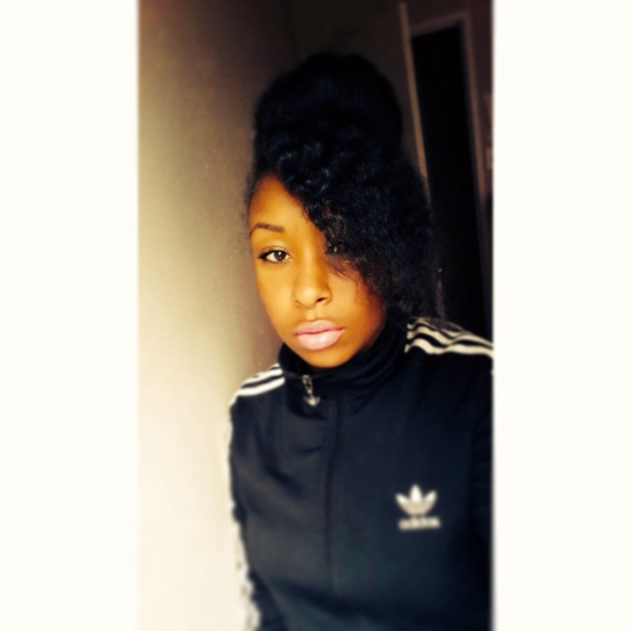 Follow new account @__BvdBxtch