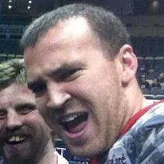 CoachDrewAcklin's profile picture. I'm Drew, 33, and I HELD the world record for texting once!