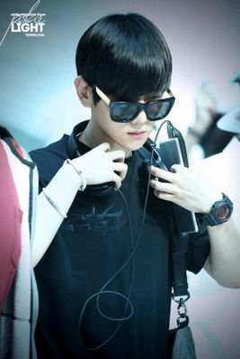 acc parody of BYUN BAEKHYUN