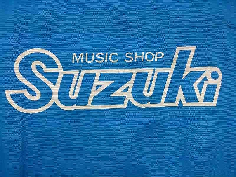 東京都町田市のCD・楽器販売店です
イベントの情報などを載せていきたいと思います【営業時間】10:00〜19:00【定休日】なし（年始のみ）