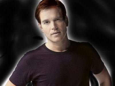 Bitten and turned thanks to my brother @DInozzoTonyNcIs , Beech  .|#NCIS|#RP|#Vampire