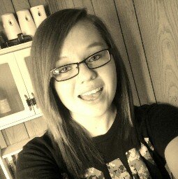 Heather Burbank (:
20 years old
Single
Independent