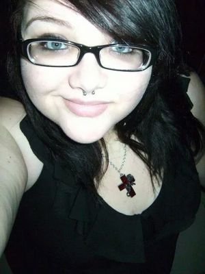 LisainStatic's profile picture. I hardly ever use Twitter. Whoops.