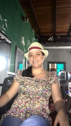 carmeneuge's profile picture. 