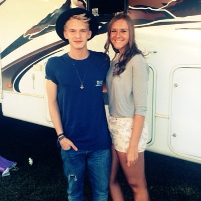 thrustinstyles's profile picture. he makes me strong