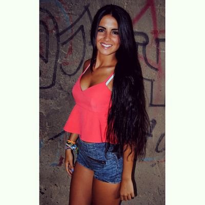 PORQUE QUIERO Y PORQUE PUEDO; AG      Instagram:sararl2211