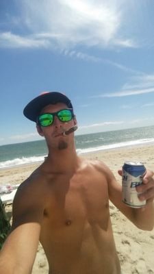 Sw33ney19X's profile picture. New York Jets, Philly Flyers, Volleyball, Snowboard, Wakesurf.