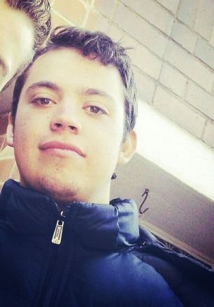 Estudiante De Zootecnia, Vivo Mi pasión Al rojo vivo, Orgullosamente Santafereño , del RM y amante de la #F1 y la #NASCAR