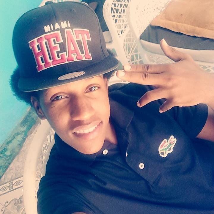 ampherny15's profile picture. Todo Se Puede en Cristo :) Mii Esposa #Genesis 3 Miii Corillo #AvengersBoyz Dando Corriente Andamos con Dios