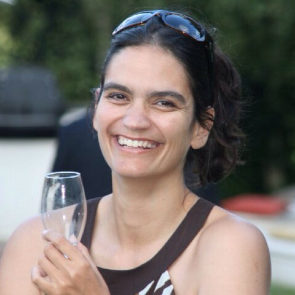 Marketer of all things Tourism - . . Social media junkie, creator of @bucklemeup, worked with @aquilasafaris now rolling with the @capetownredbus :)