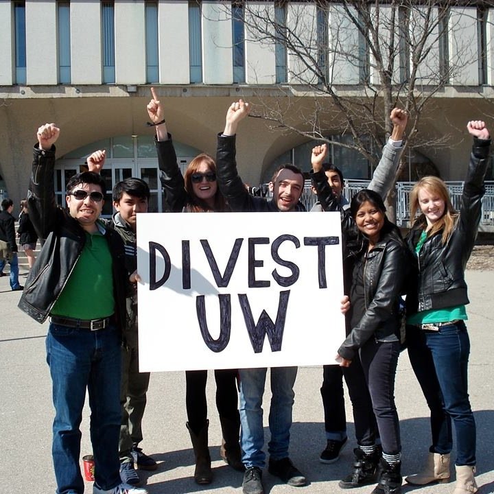 Students advocating for the University of Waterloo to divest its holdings in the fossil fuel industry. Send us an email at fossilfreeuw@clubs.wusa.ca!