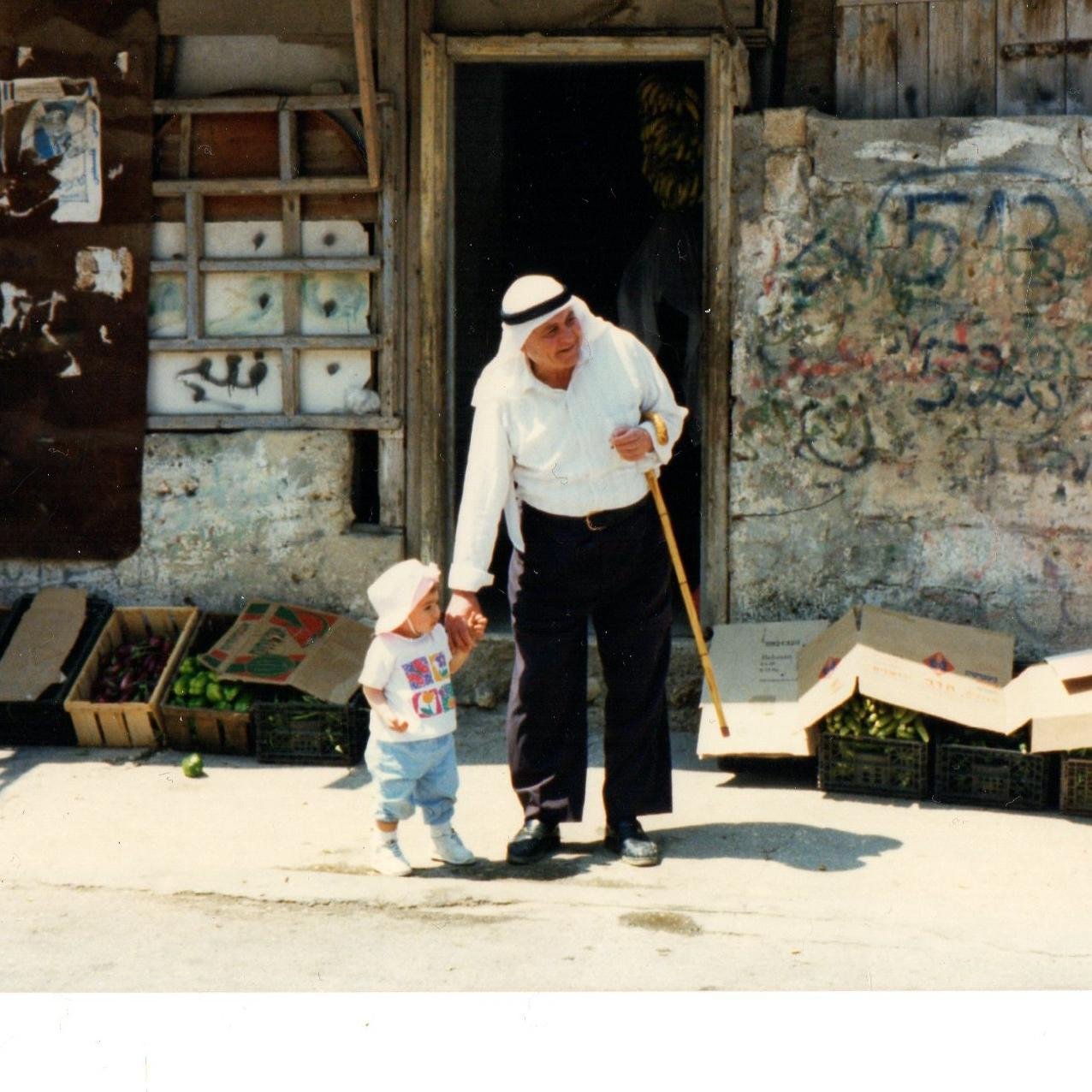 amwam17's profile picture. peace be on you