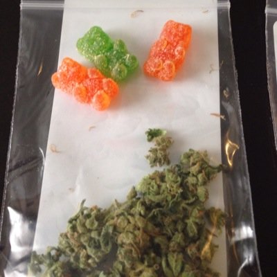 beerichson's profile picture. Smoke weed every day.