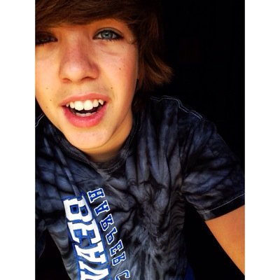 LmfaoErikk's profile picture. ✨I'm awkward✨