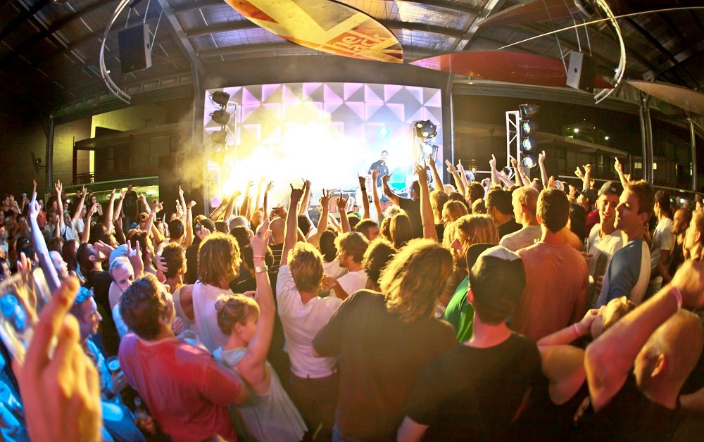 The Jack is a major live concert venue / party bar / restaurant & backpacker hostel in the heart of Cairns City! We love music, good times & cold beer!