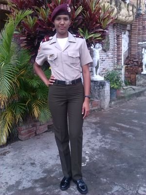 solo me conformo con ser kien soii
