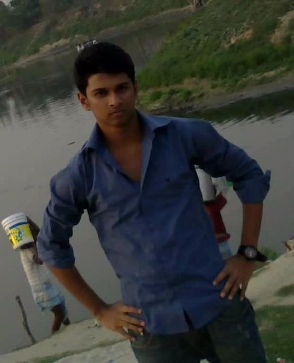 shuvo3096's profile picture. 