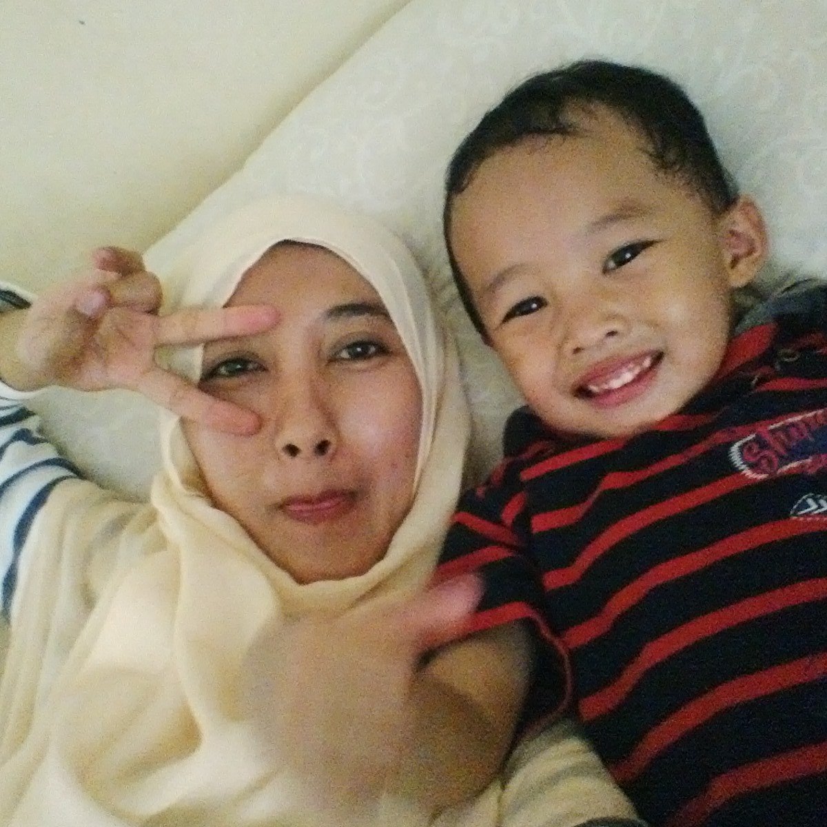A simply designer | Istrinya Bapak Inman Yasin | Mamah nya Gara | love Music, Read, & Tea | #GreatMuslimah