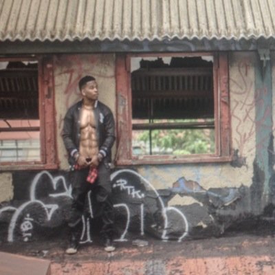 CÎROC BOY // Director and Producer // Artist // International Man Of Mystery instagram: thatsummerlife
http://t.co/Uw4Ng0NqRQ