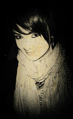 Be strong and smile at life.. Even though it hurts sometimes.  ♥♡